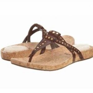 UGG Deitra Fur-Lined Studded Flip-Flop Sandals Women’s Size 7